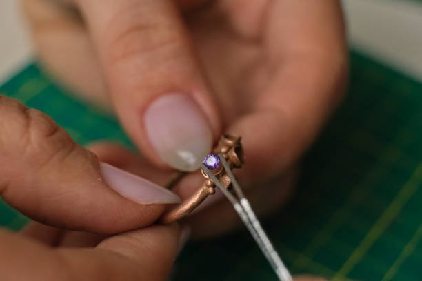 The Timeline for Creating a Bespoke Ring with Lily Arkwright